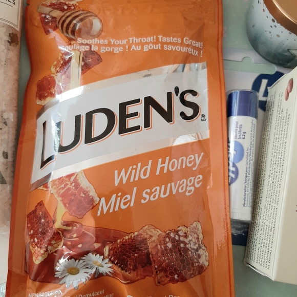 Feel Better Self Care Package - Picture 4 of 15